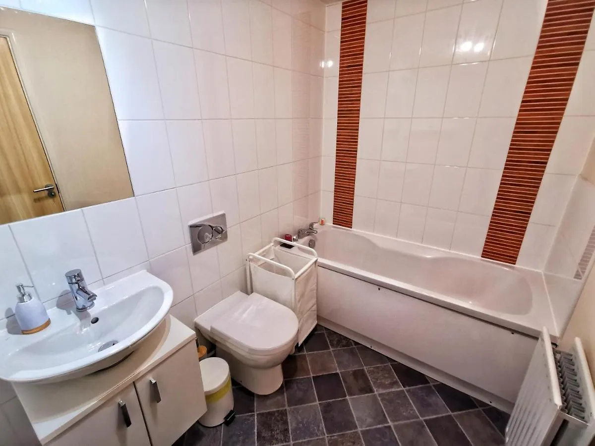 Apartment Modern 2 Bedrooms Flat Near Citycentre Sleep For 6 Edinburgh United Kingdom